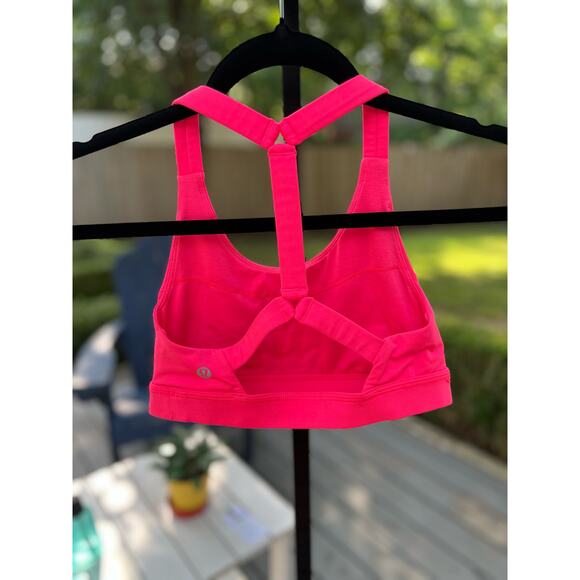 Lululemon Athletica Other - Lululemon Run Stuff Your Bra Red Sz 2